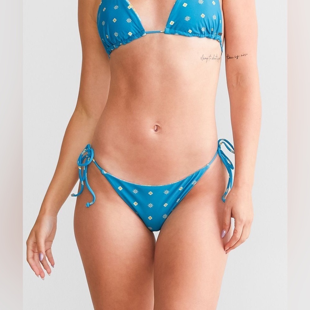 NWT O’Neill Delores Maracas Reversible Swim Bottom Size XS - Picture 5 of 7